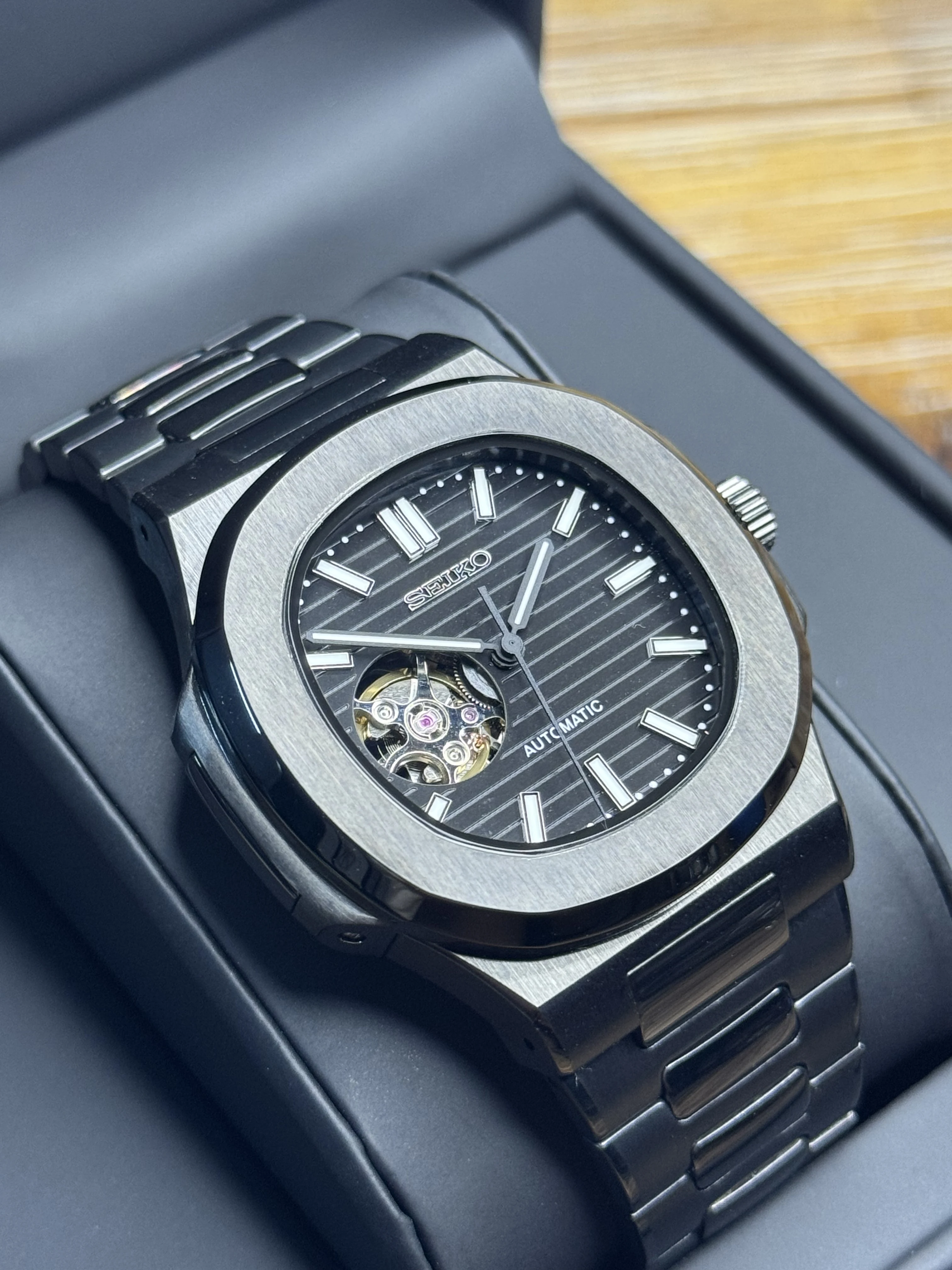 Seiko Mod Nautilus Squelette Noir